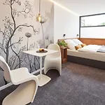 Tin L Einfach Gut - Nachhaltig, Innovativ, Modern Hotel 3*
