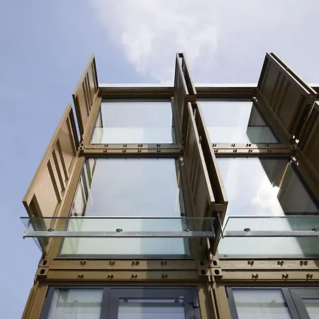 Tin L Einfach Gut - Aus Hochwertig Ausgebauten Ueberseecontainern Hotel 3*