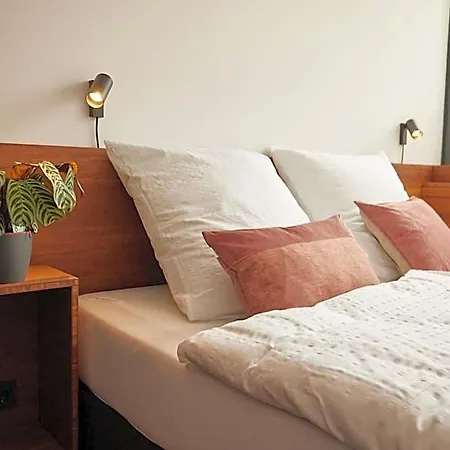 Hotel Tin L Einfach Gut - Nachhaltig, Innovativ, Modern 3*